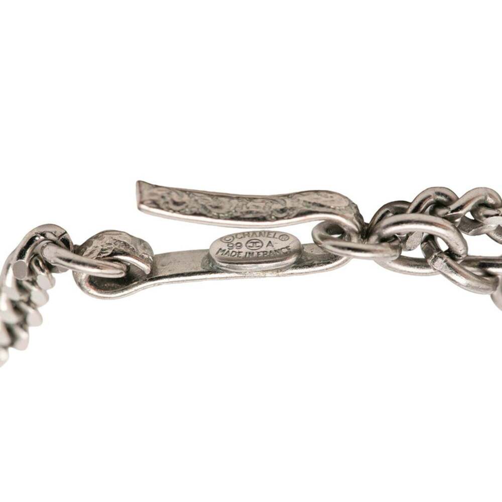 CHANEL White Necklace - Picture 5 of 6